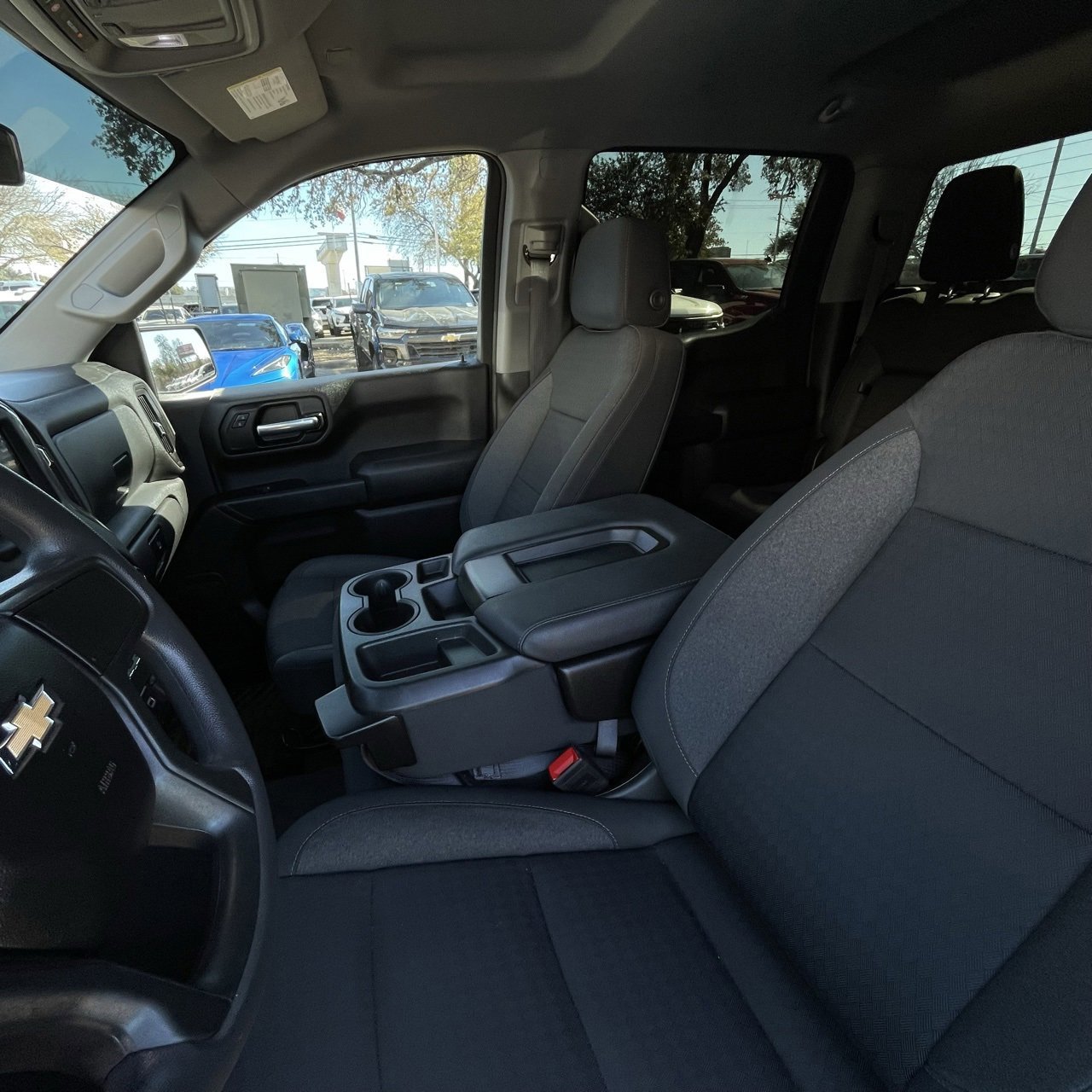 Used 2023 Chevrolet Silverado 1500 Custom image 22