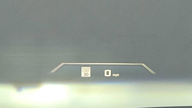 Used 2026 BMW M440i Coupe RWD image 37