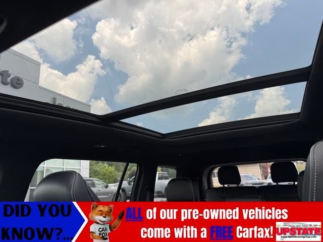Used 2022 Jeep Grand Cherokee L Overland RWD image 6