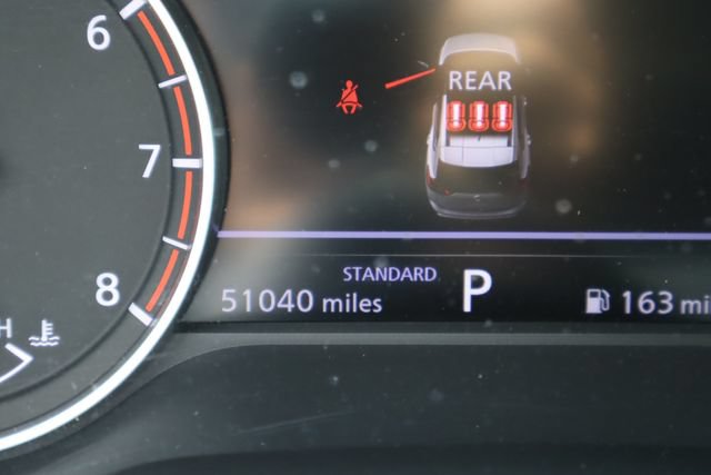 Used 2024 Nissan Rogue SV FWD image 39
