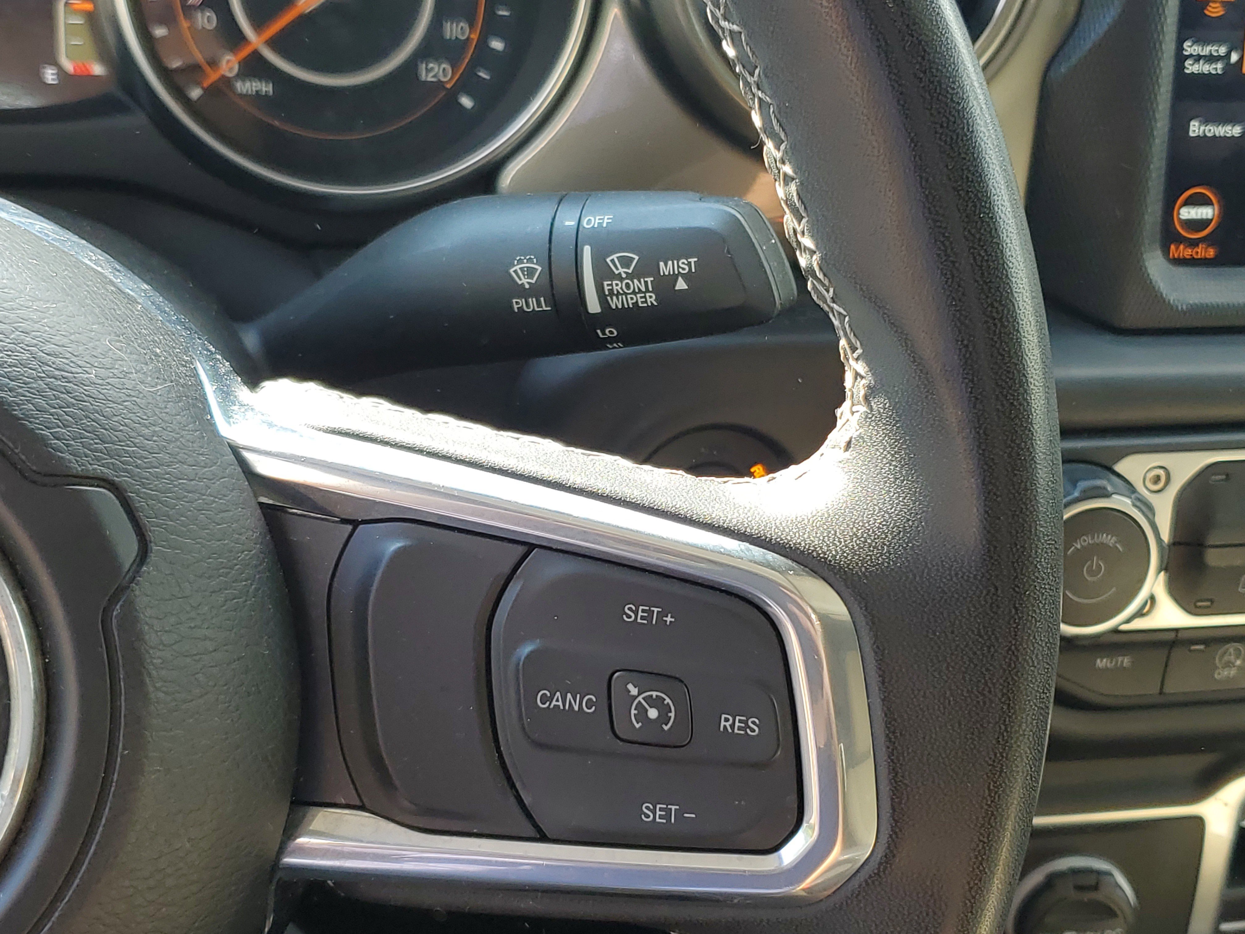 Certified 2023 Jeep Gladiator Overland image 14