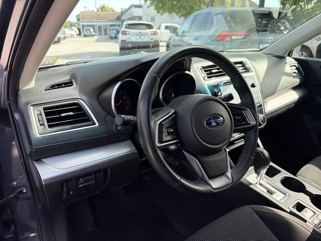 Used 2018 Subaru Outback 2.5i Premium AWD/4WD image 16