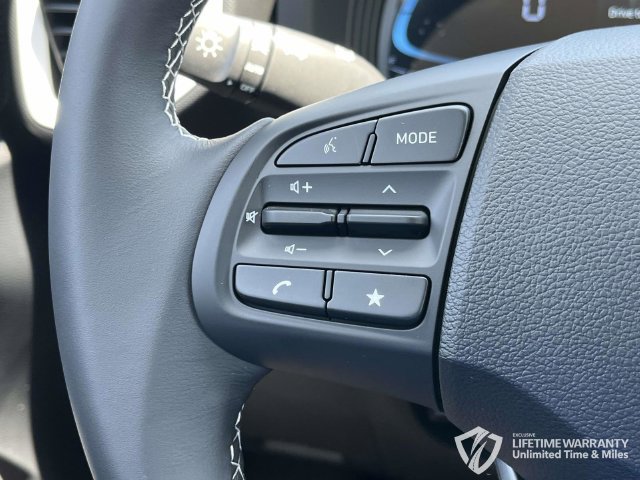 New 2026 Hyundai Venue SEL FWD image 18