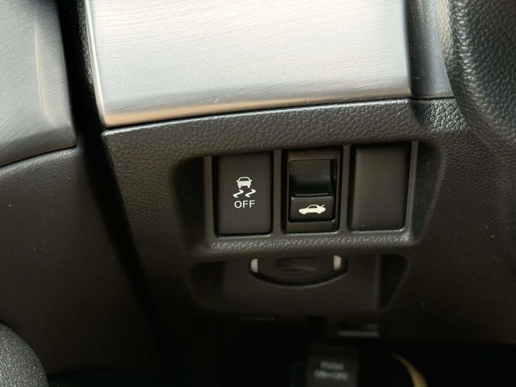 Used 2015 INFINITI Q40 AWD w/ Navigation Package image 25