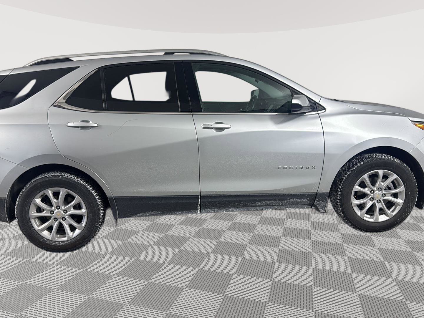 Used 2020 Chevrolet Equinox LT FWD image 7