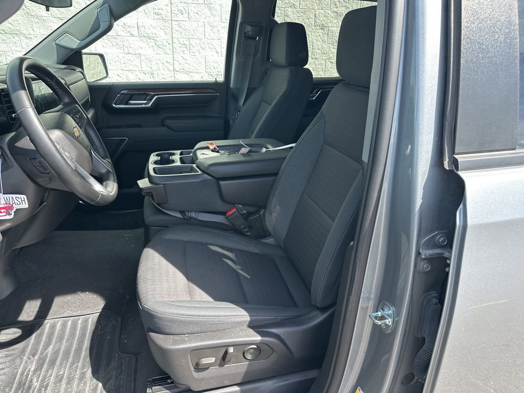 Used 2023 Chevrolet Silverado 1500 LT image 11