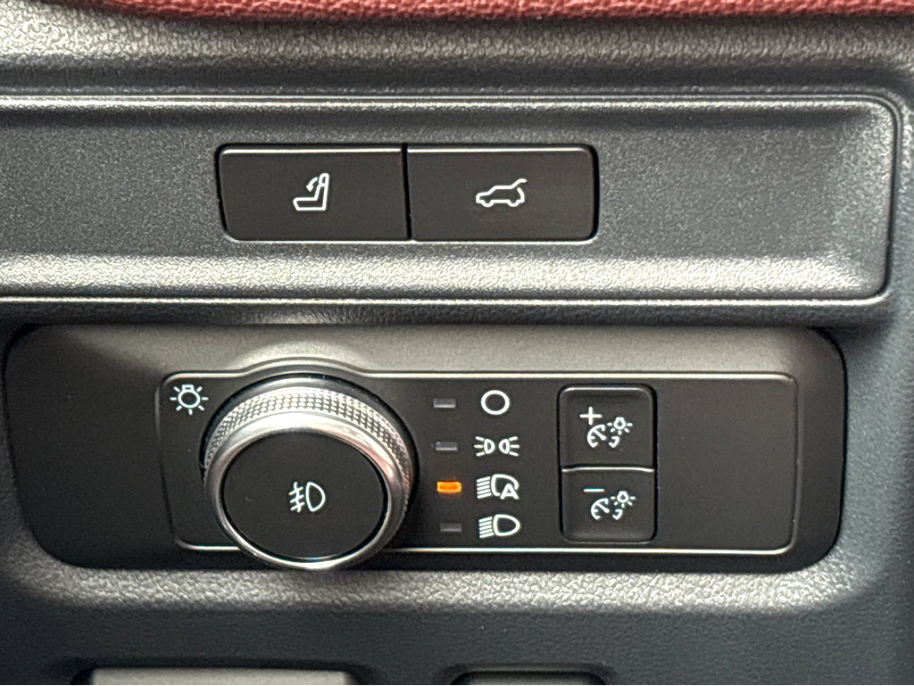 Used 2022 Ford Expedition Max Limited image 15