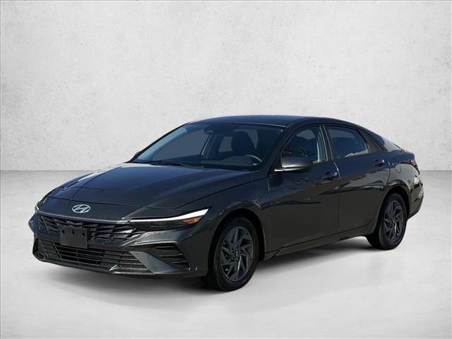 Certified 2024 Hyundai Elantra SEL image 1