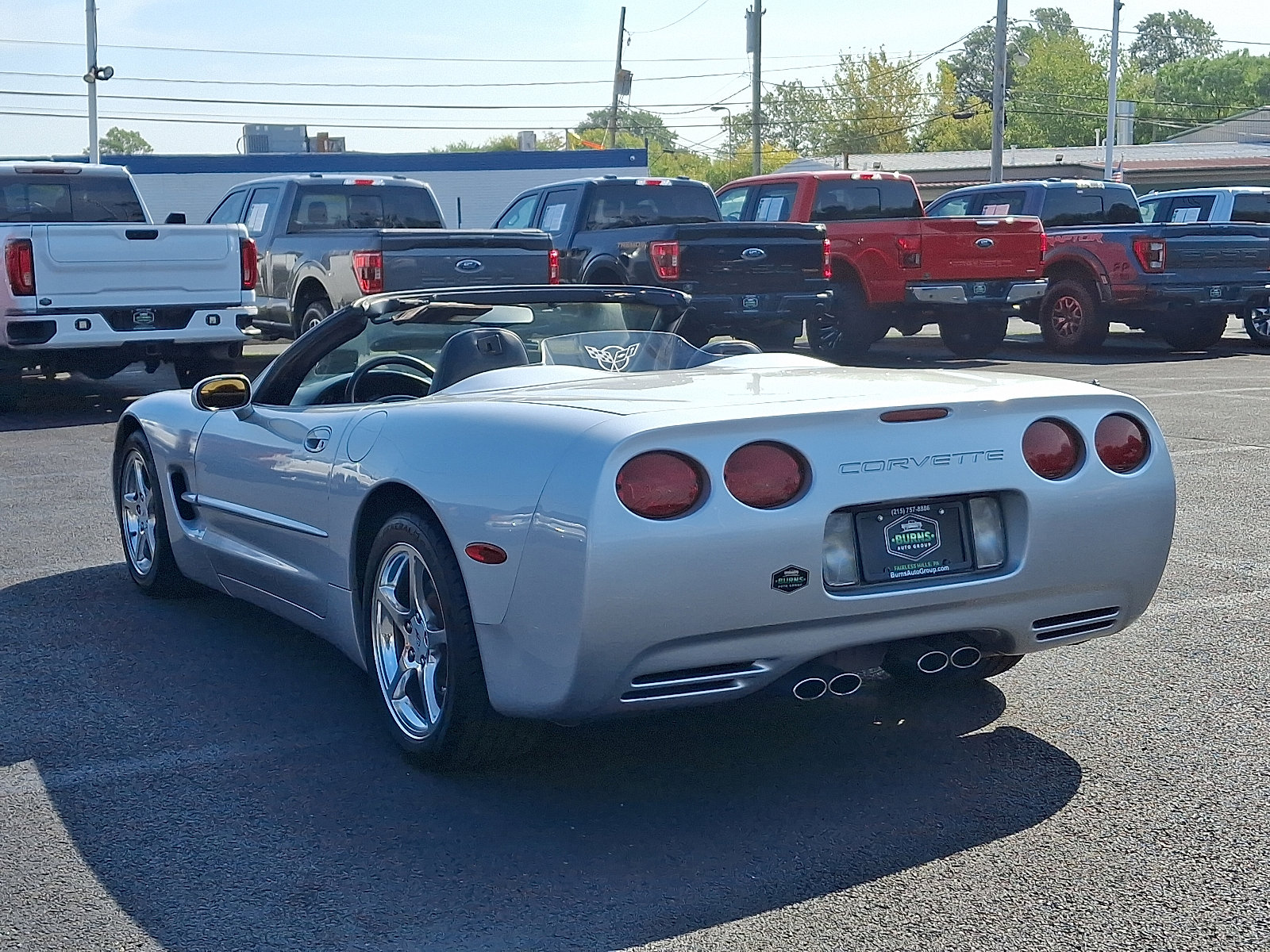 Used 2002 Chevrolet Corvette Convertible w/ Preferred Equipment Group2 image 8
