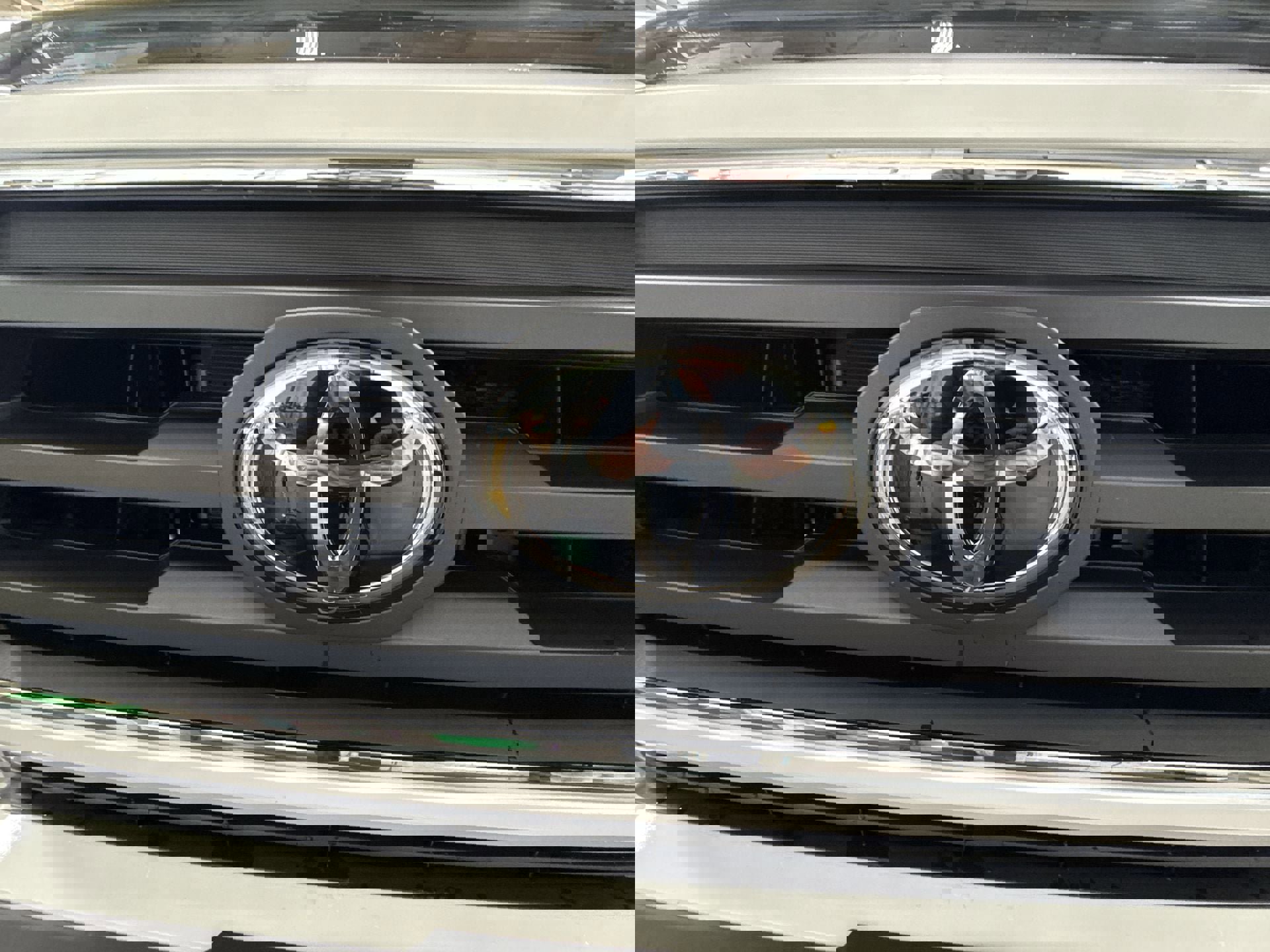 Used 2023 Toyota Tacoma SR image 28