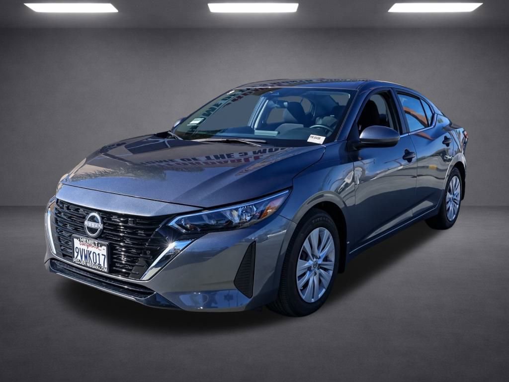 Used 2025 Nissan Sentra S image 8
