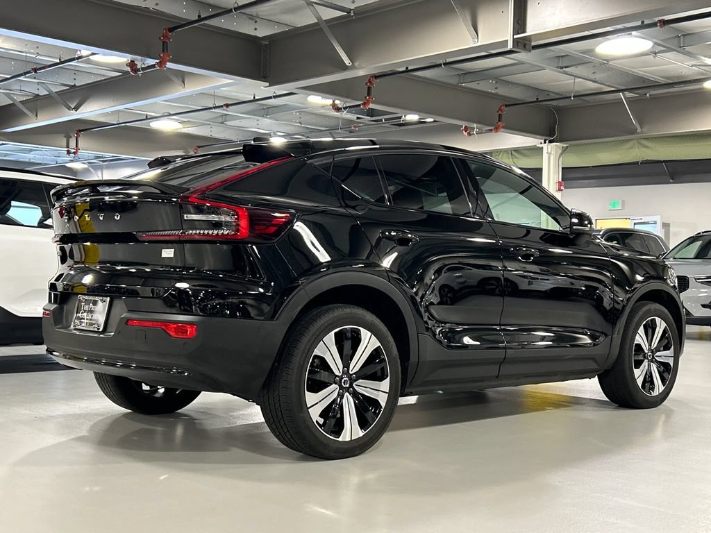 Certified 2023 Volvo C40 P8 Recharge Plus w/ Climate Package AWD/4WD image 2
