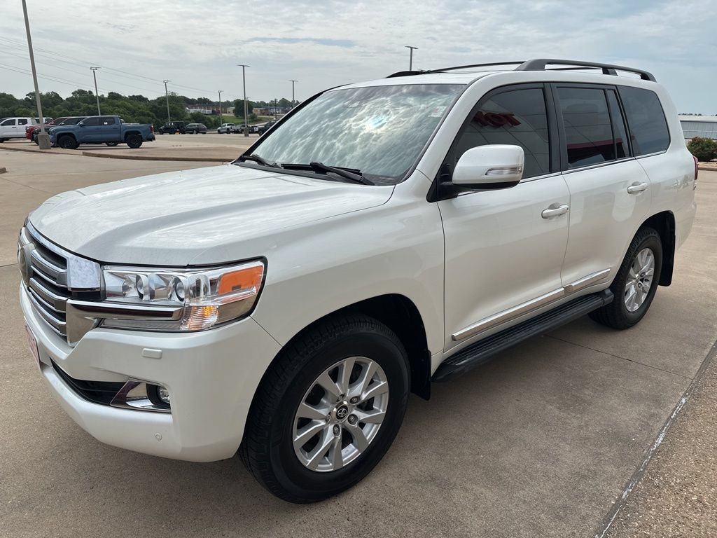Used 2018 Toyota Land Cruiser AWD/4WD image 3