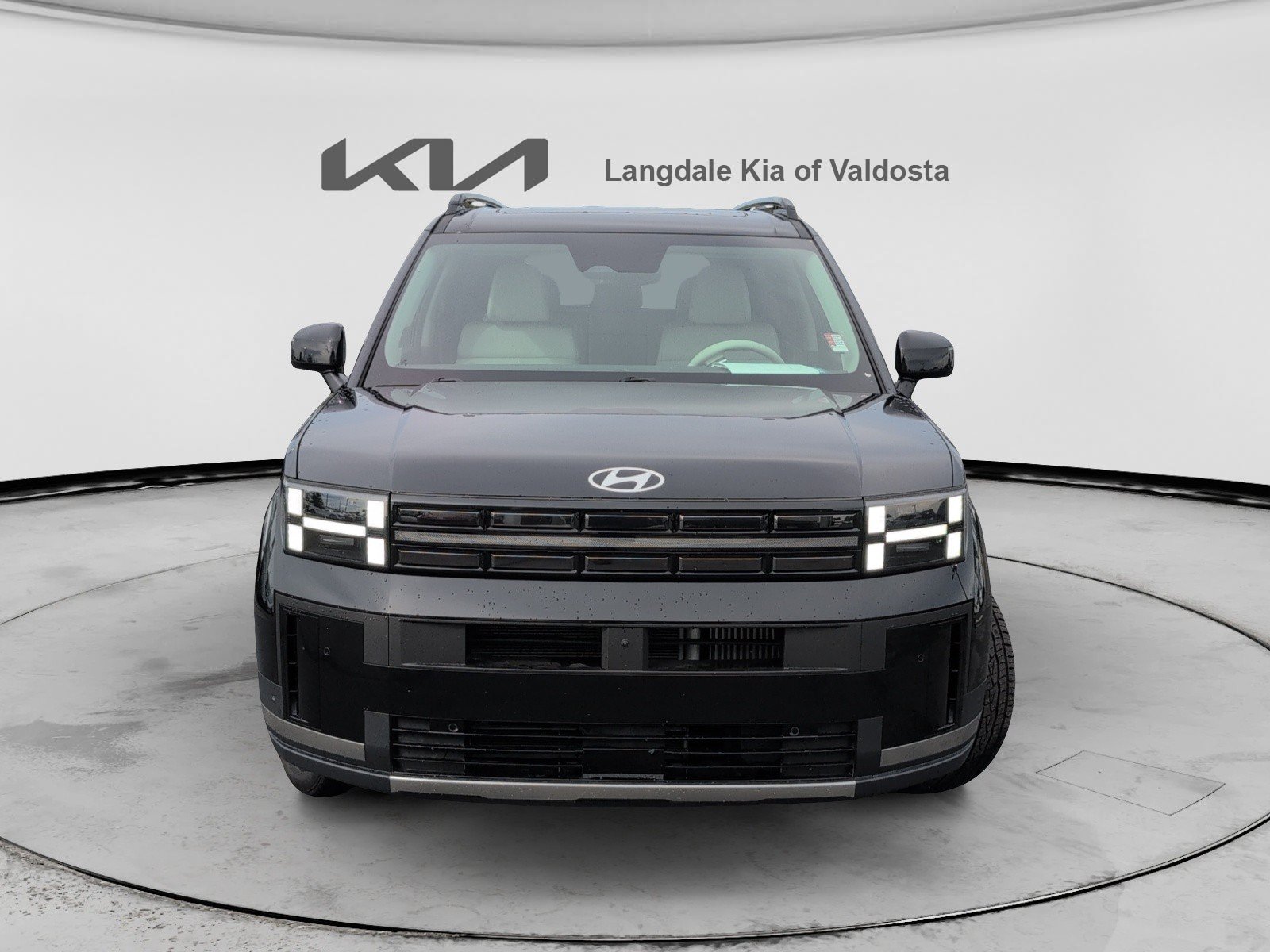 Used 2025 Hyundai Santa Fe Limited AWD/4WD image 12