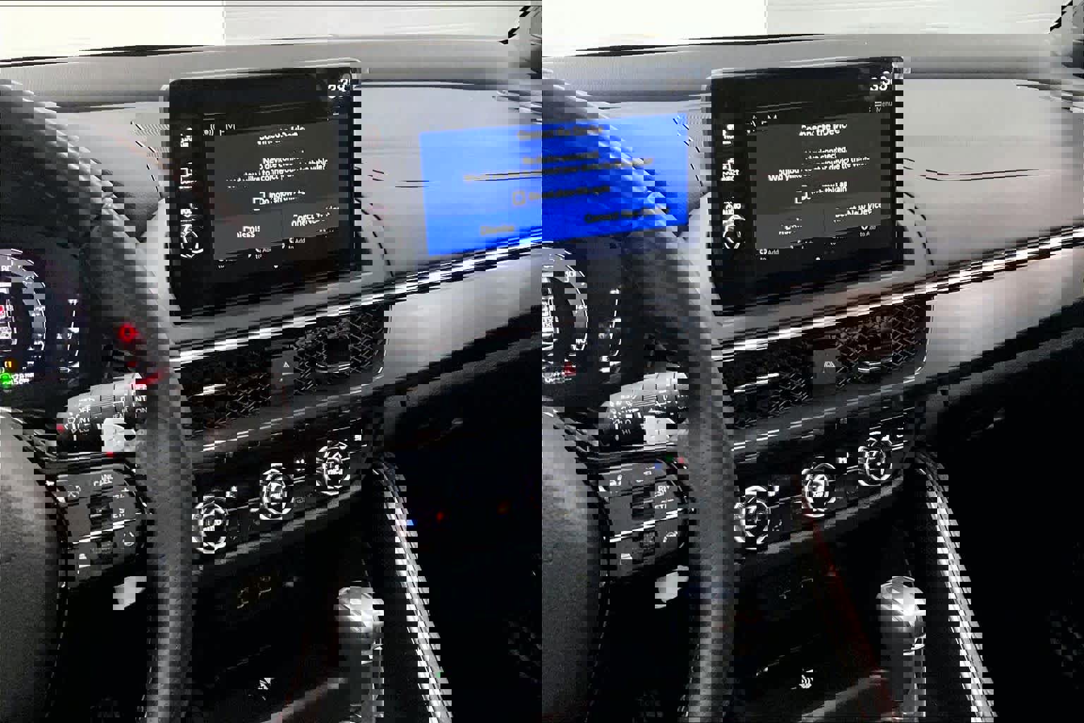 Used 2025 Acura ADX A-Spec image 13