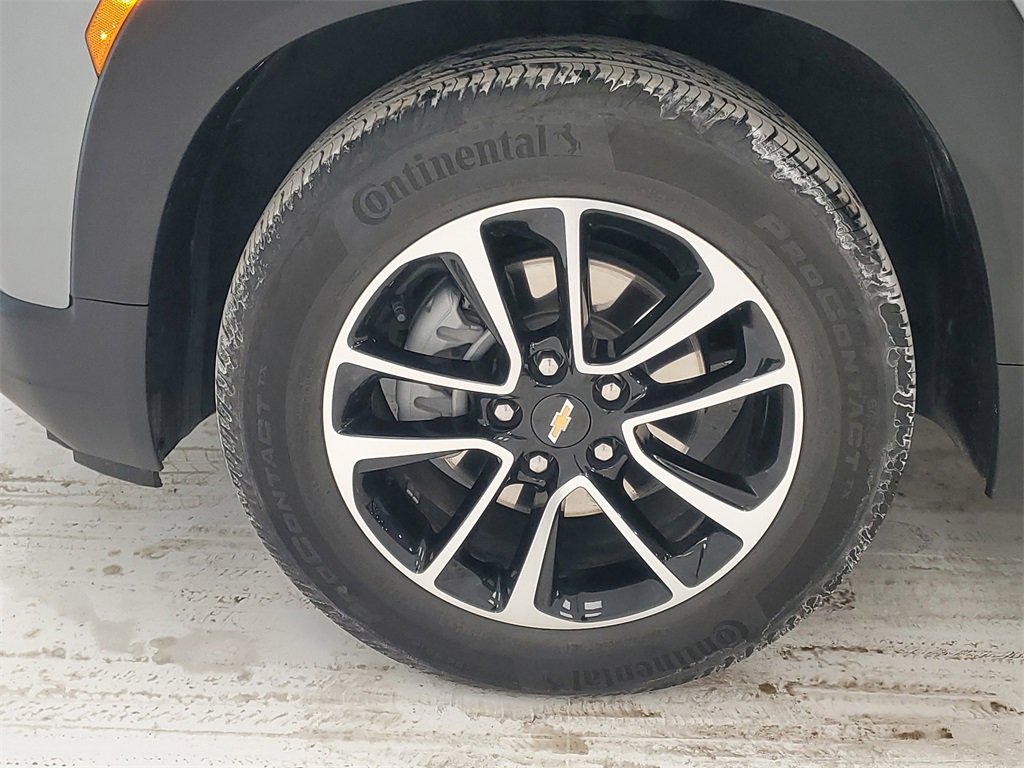 Used 2025 Chevrolet TrailBlazer LT image 9