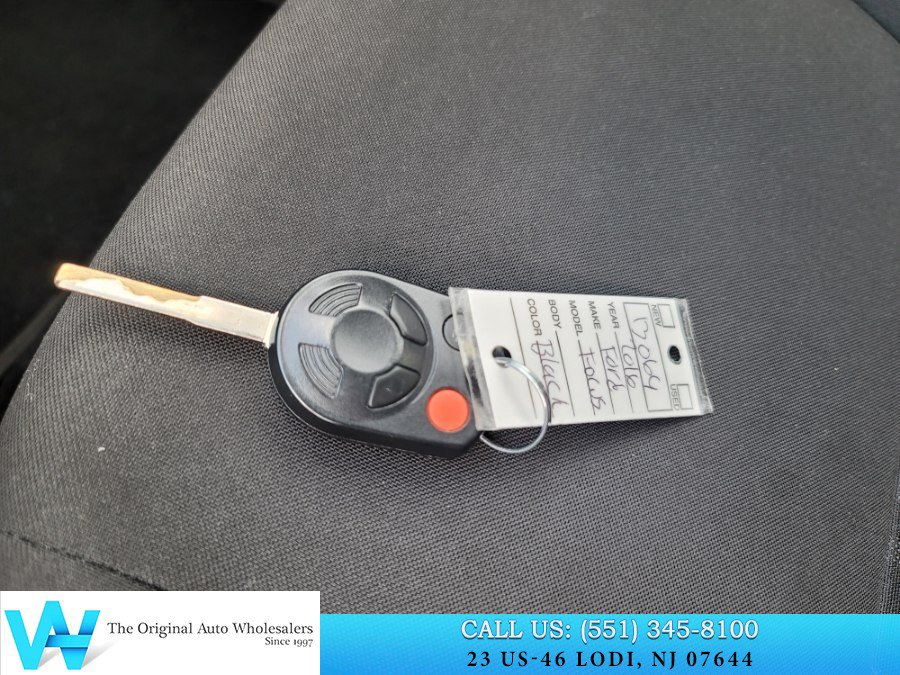 Used 2016 Ford Focus SE FWD image 25