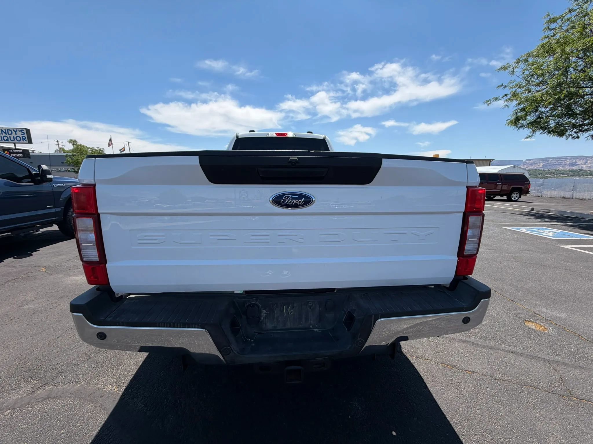 Used 2021 Ford F350 XLT w/ XLT Value Package AWD/4WD image 7