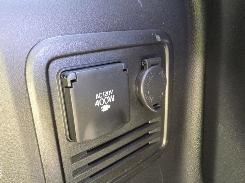 Used 2024 Toyota 4Runner Limited AWD/4WD image 40