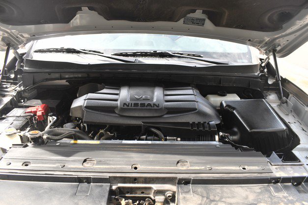 Used 2024 Nissan Titan PRO-4X w/ Pro-4x Convenience Package AWD/4WD image 30