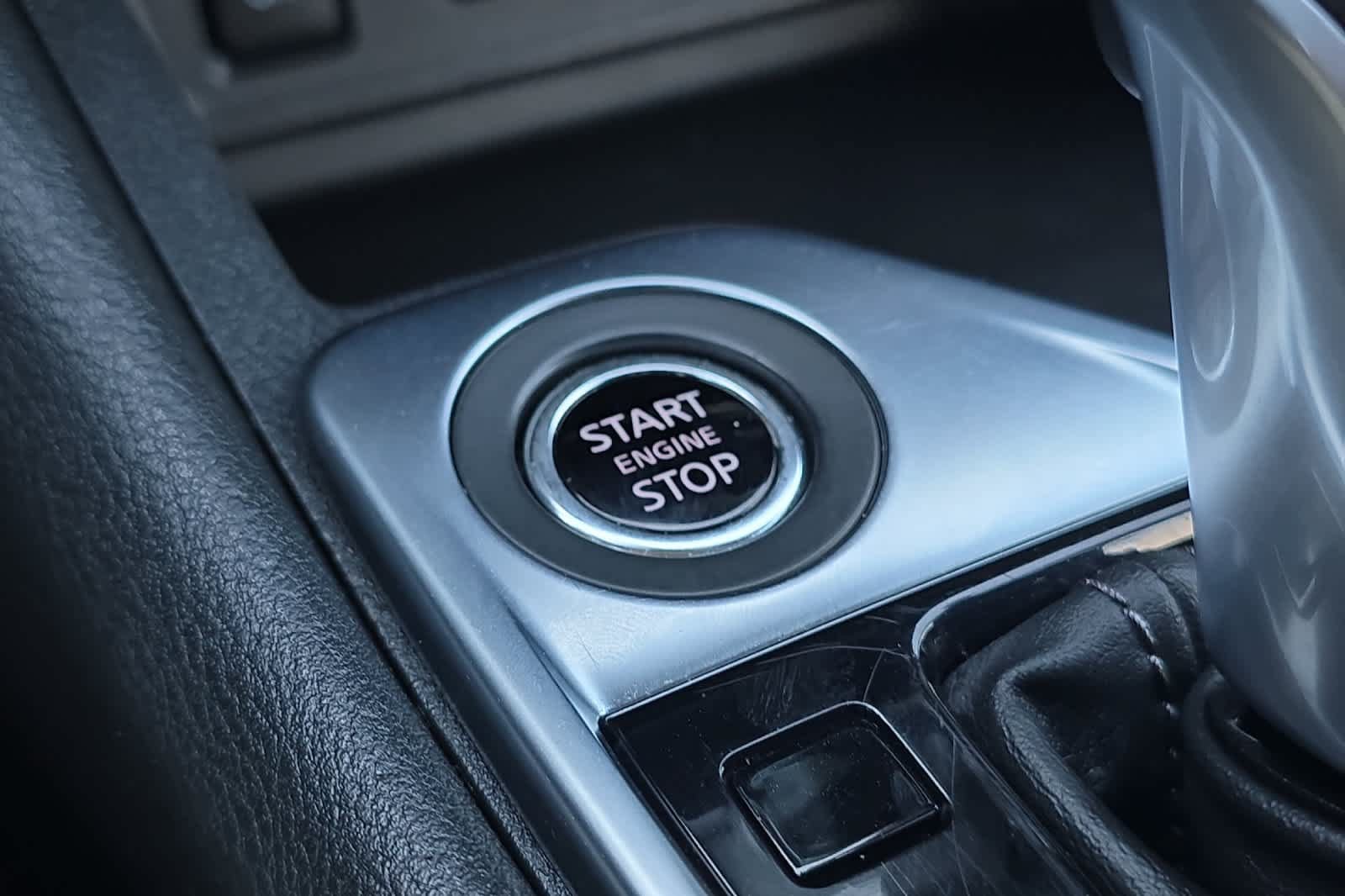 Used 2024 Nissan Sentra SV FWD image 21