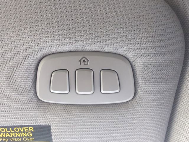Used 2021 Lincoln Corsair AWD w/ Equipment Group 101A image 40