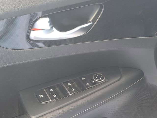 Used 2021 Kia Forte GT-Line FWD image 7