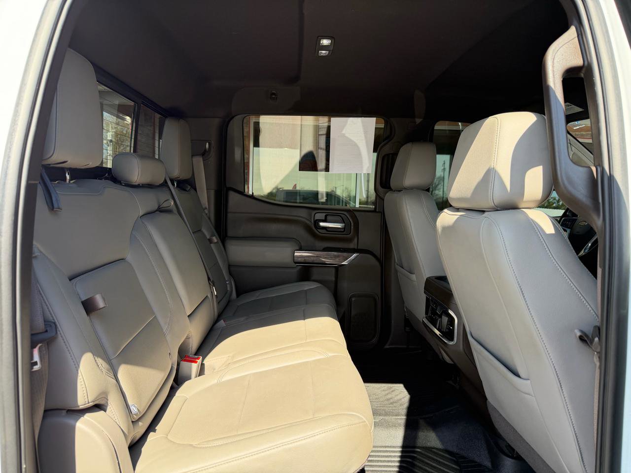 Used 2020 Chevrolet Silverado 1500 LTZ image 23