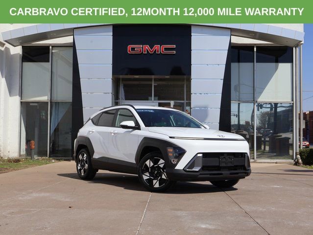 Used 2025 Hyundai Kona SEL image 1