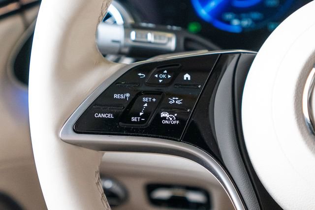 Certified 2023 Mercedes-Benz EQS 580 4MATIC SUV image 17