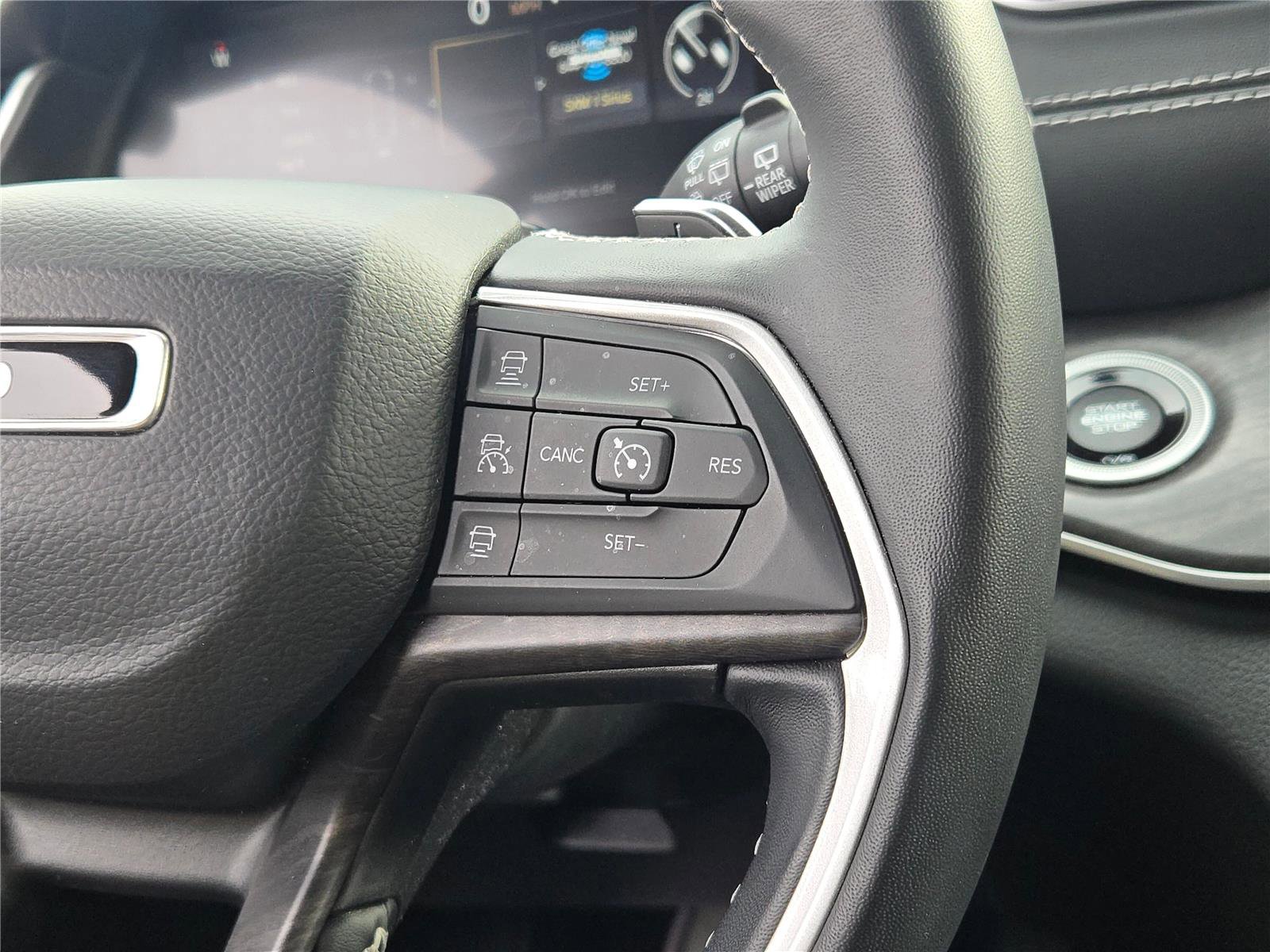 Certified 2022 Jeep Grand Cherokee Limited image 39