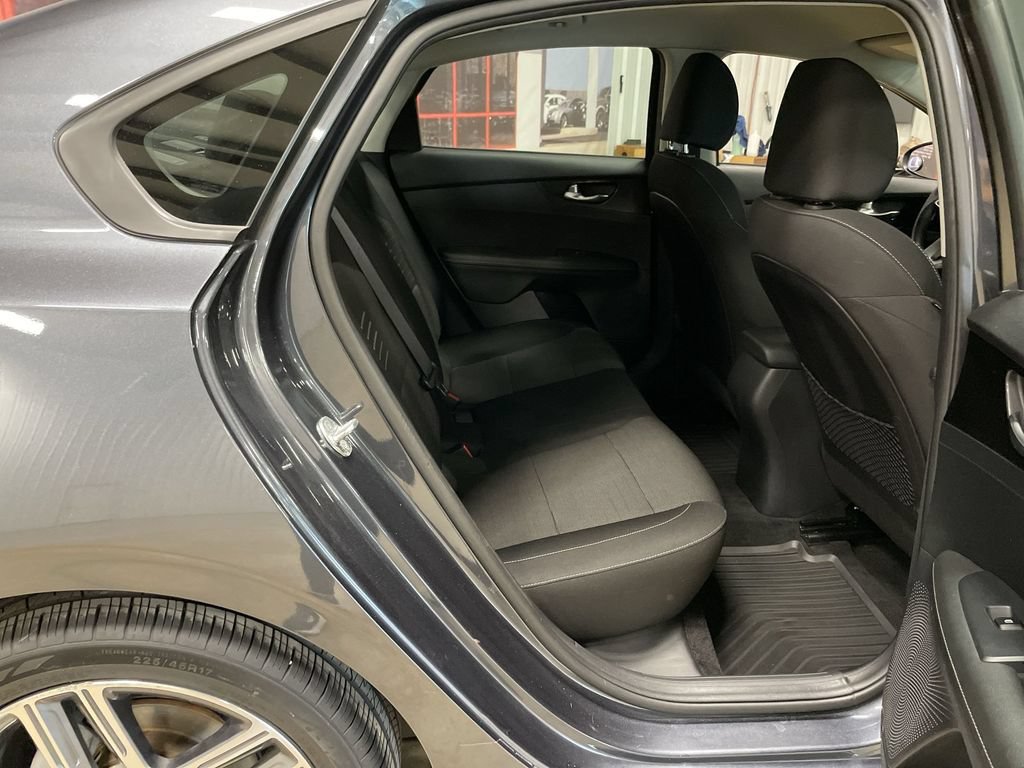 Used 2019 Kia Forte S FWD image 26