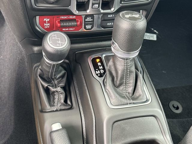 New 2025 Jeep Wrangler Unlimited Rubicon w/ Safety Group image 14