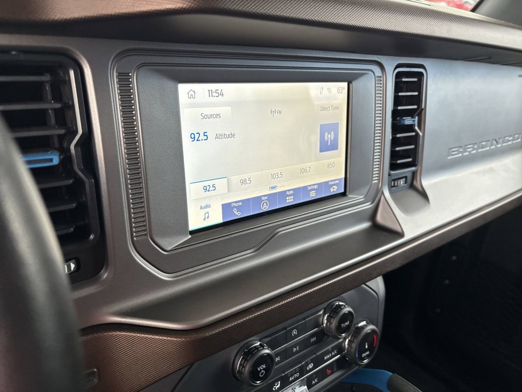 Used 2022 Ford Bronco Outer Banks AWD/4WD image 18