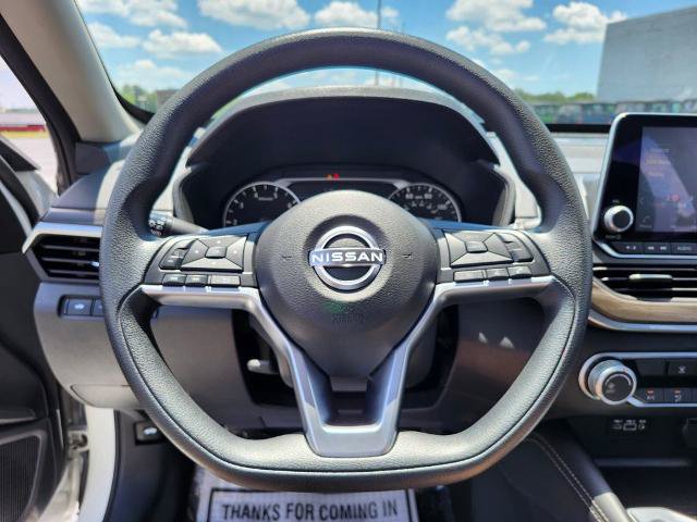 Certified 2023 Nissan Altima 2.5 SV FWD image 30