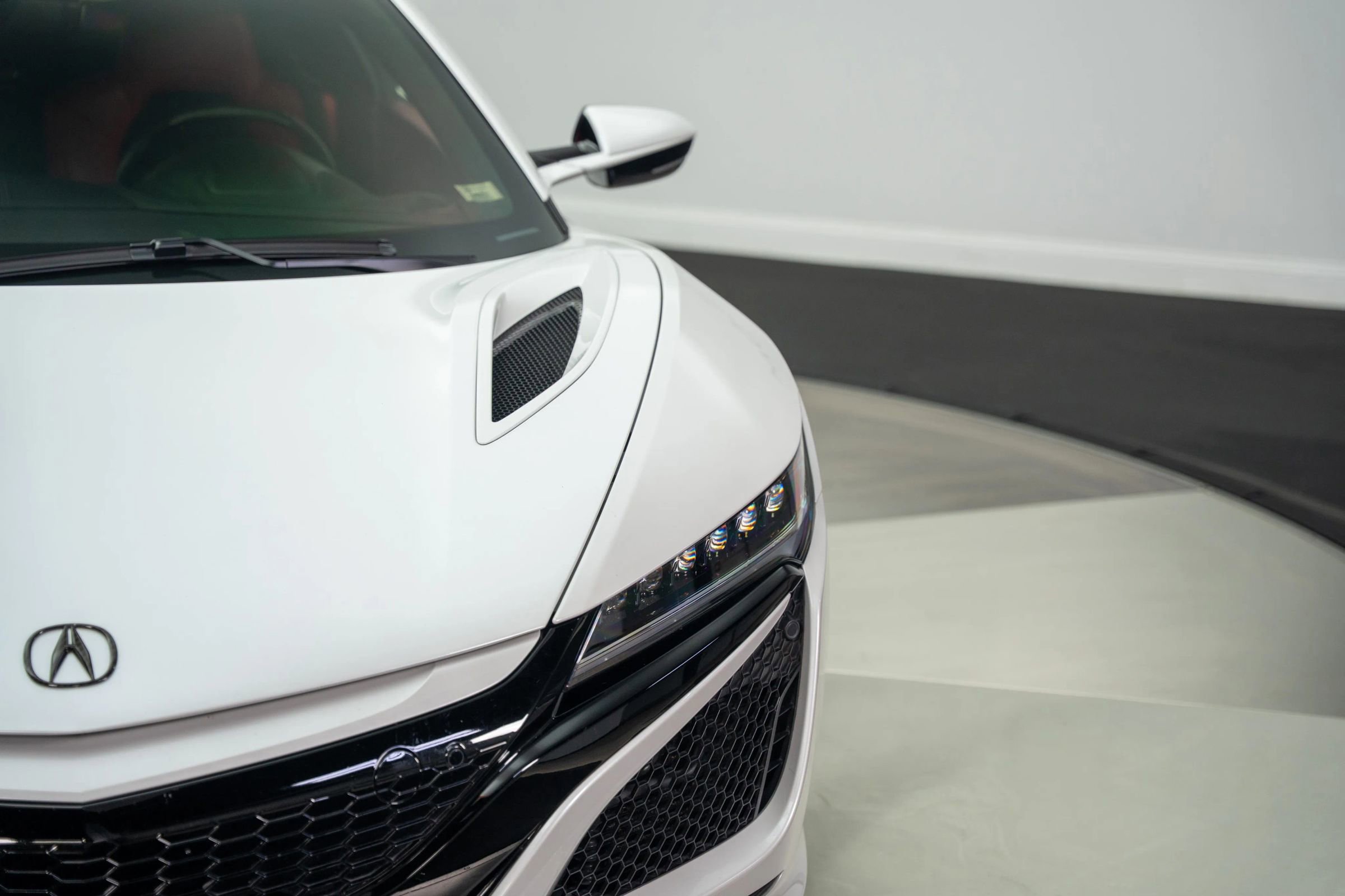 Used 2017 Acura NSX image 14