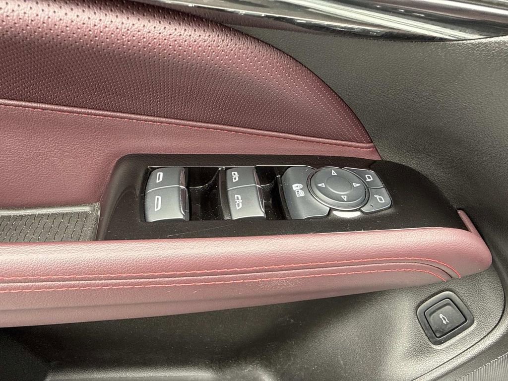 Certified 2023 Cadillac CT4 Sport w/ Technology Package image 18