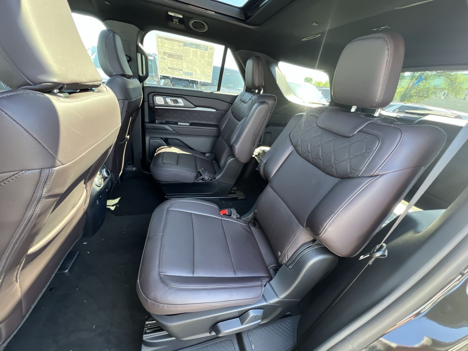 New 2026 Ford Explorer Platinum w/ LUX Leather Package AWD/4WD image 33