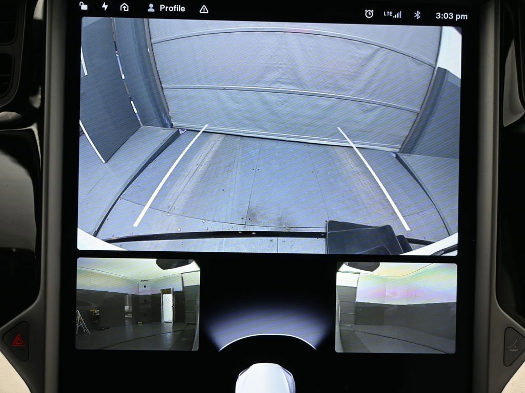 Used 2018 Tesla Model X 100D image 16