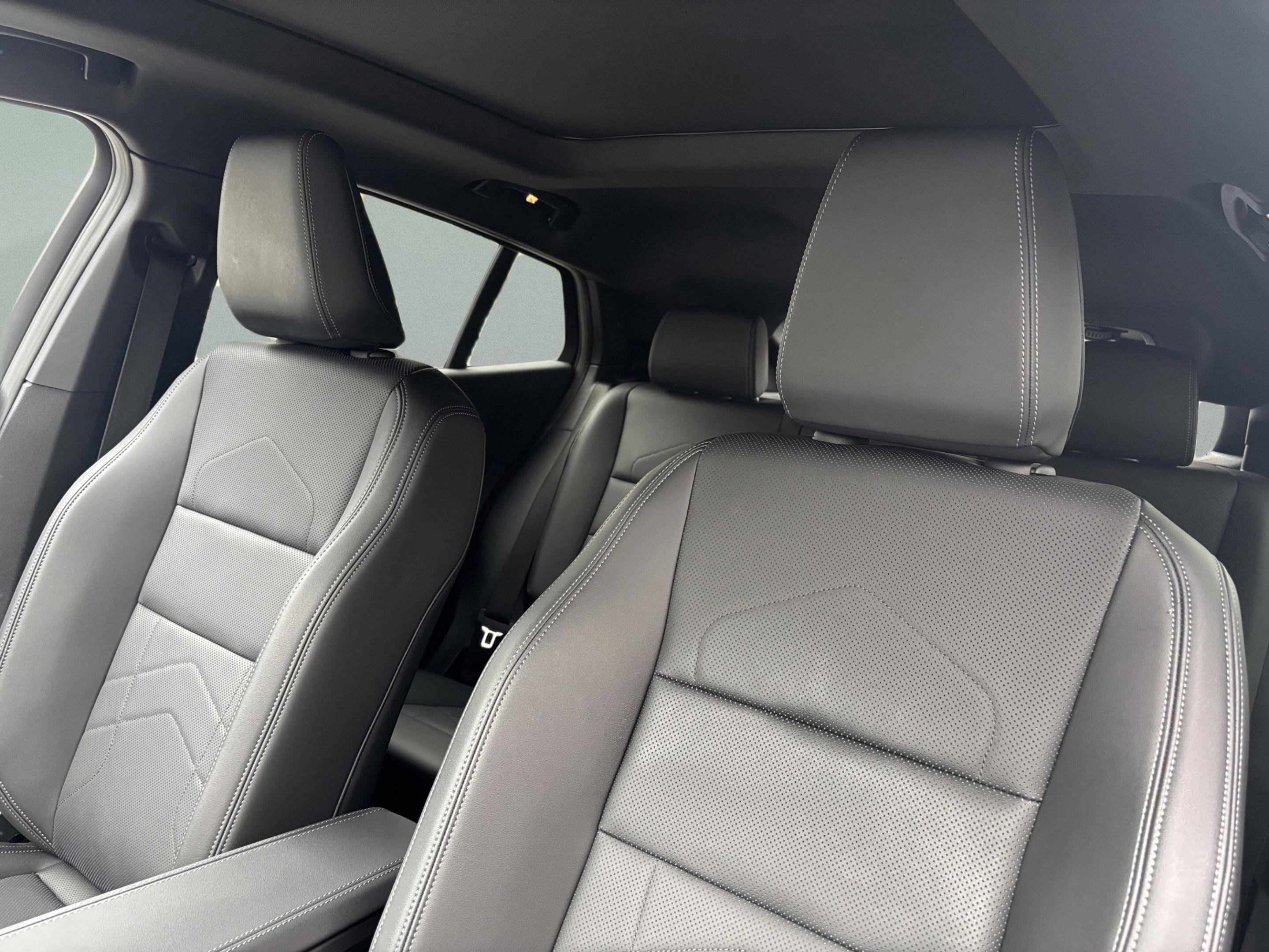 Used 2025 BMW X2 xDrive28i image 20