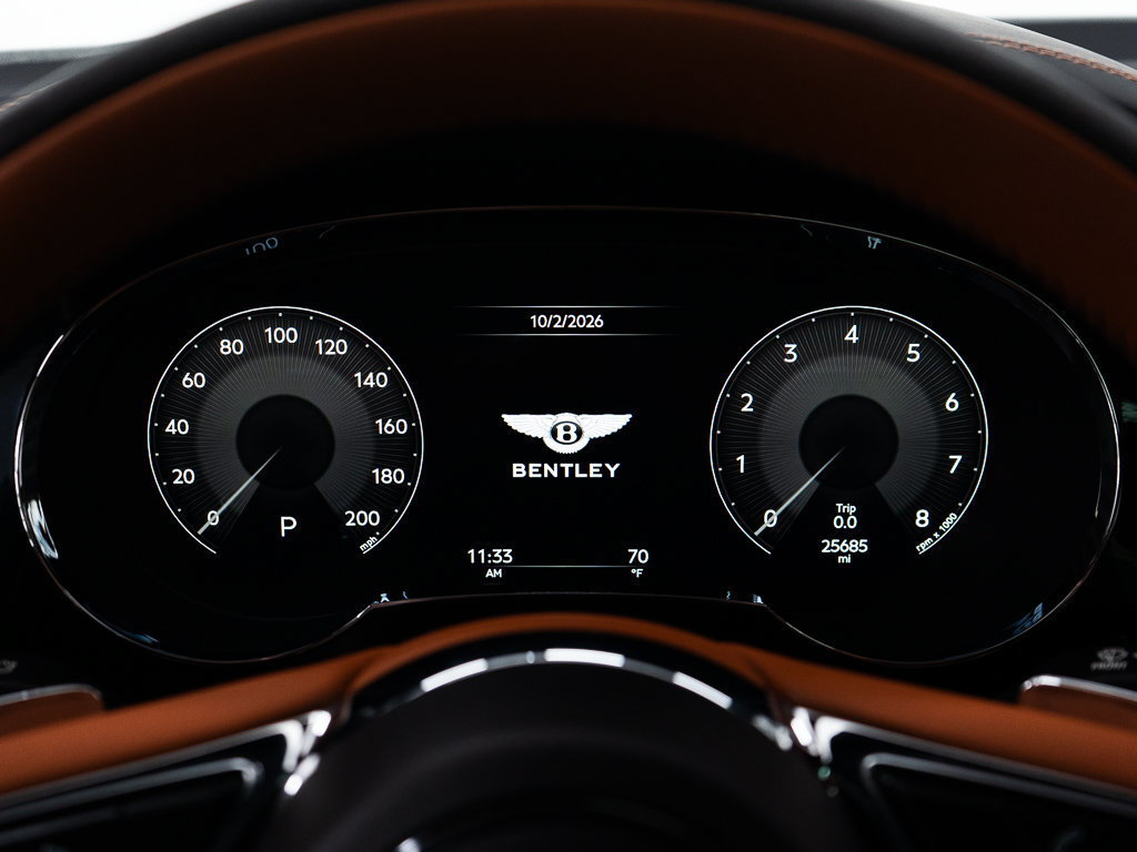 Certified 2022 Bentley Bentayga AWD/4WD image 32