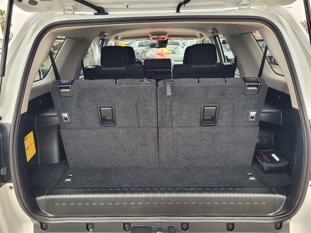 Used 2024 Toyota 4Runner SR5 image 29