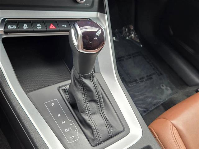 Used 2022 Audi Q3 2.0T Premium AWD/4WD image 12
