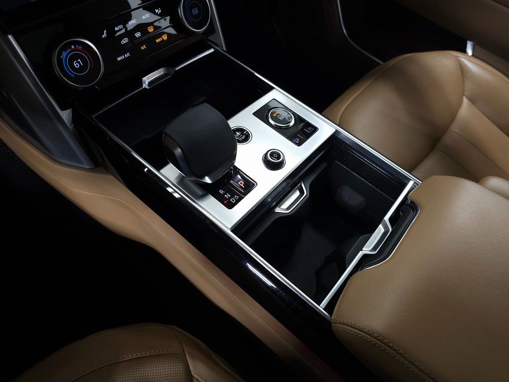 Used 2023 Land Rover Range Rover SE image 37