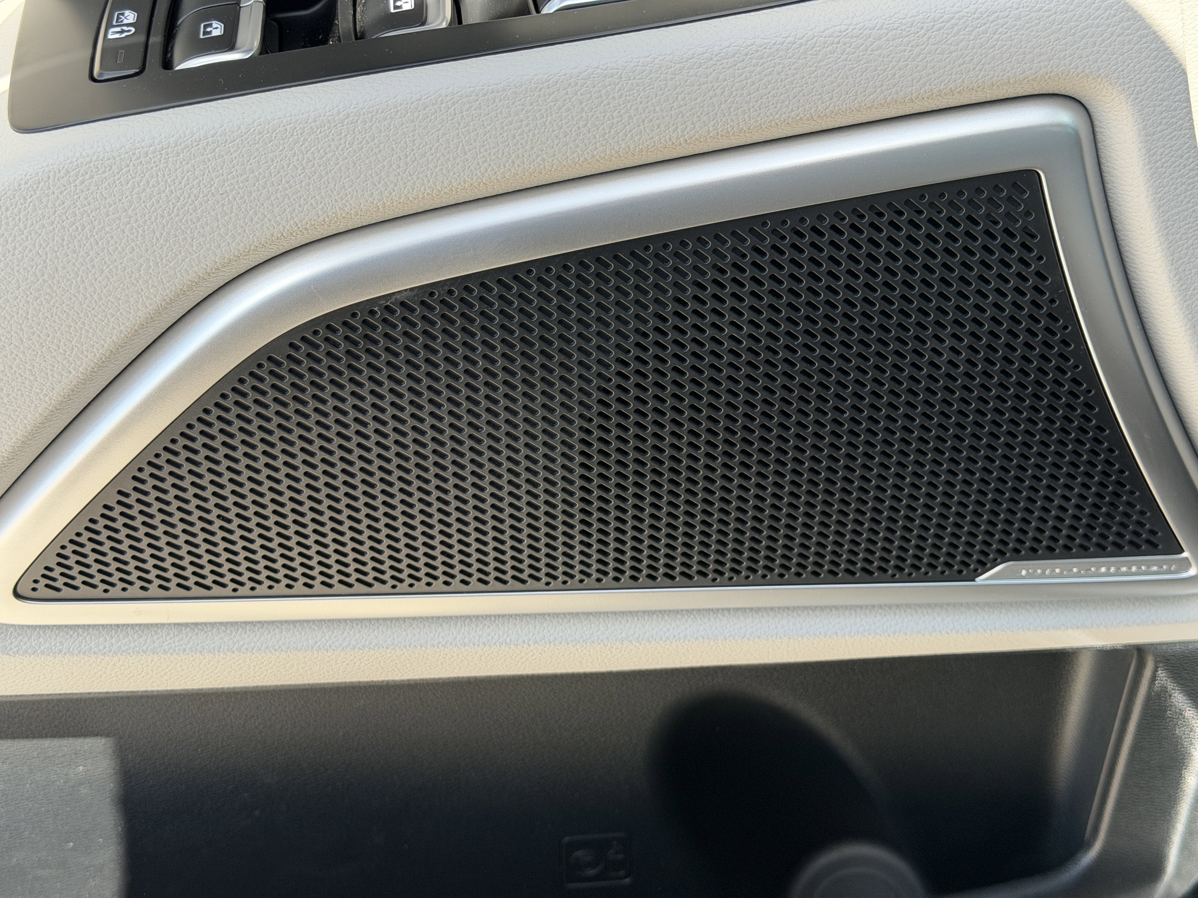 Used 2022 Kia Telluride S image 19