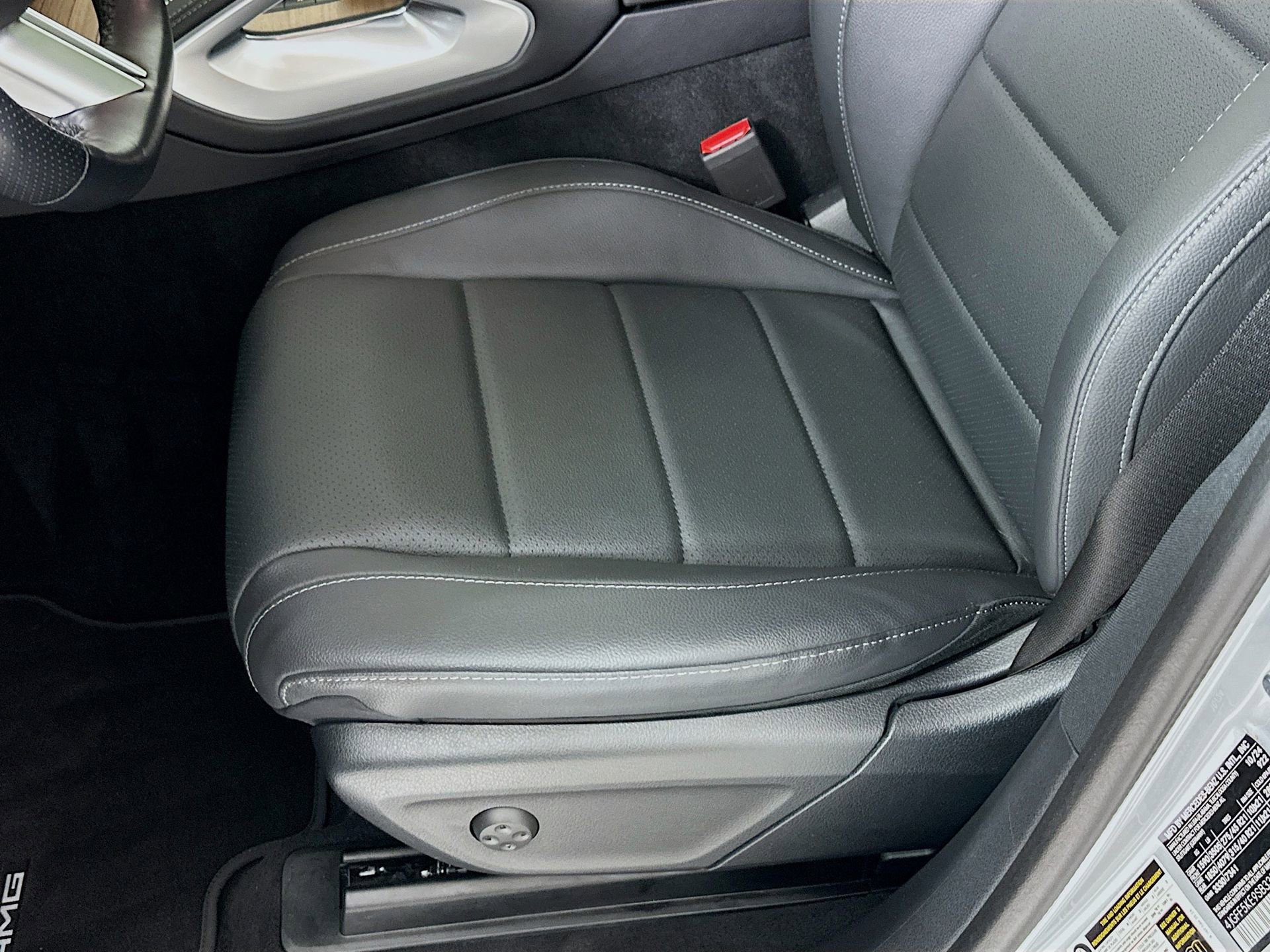 Certified 2025 Mercedes-Benz GLS 450 4MATIC image 21