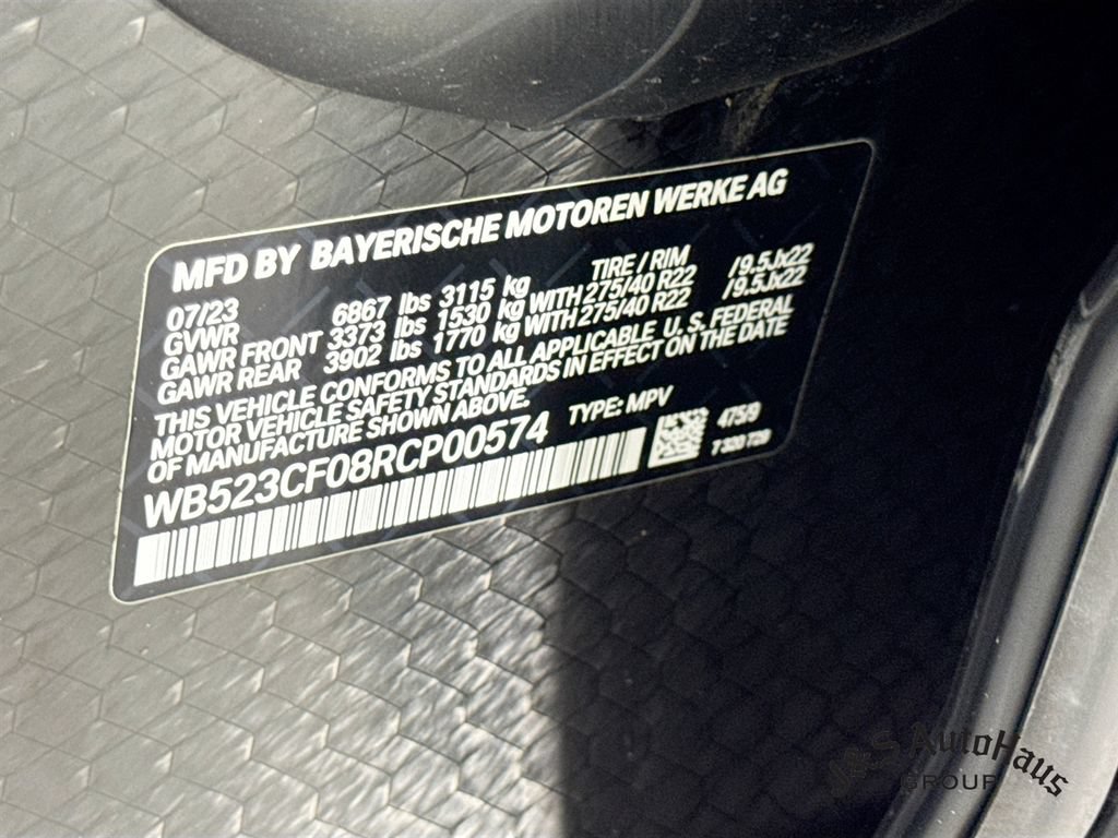 Used 2024 BMW iX xDrive50 w/ Sport Package AWD/4WD image 41