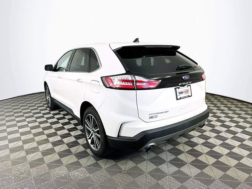 Used 2024 Ford Edge Titanium w/ Equipment Group 301A AWD/4WD image 7