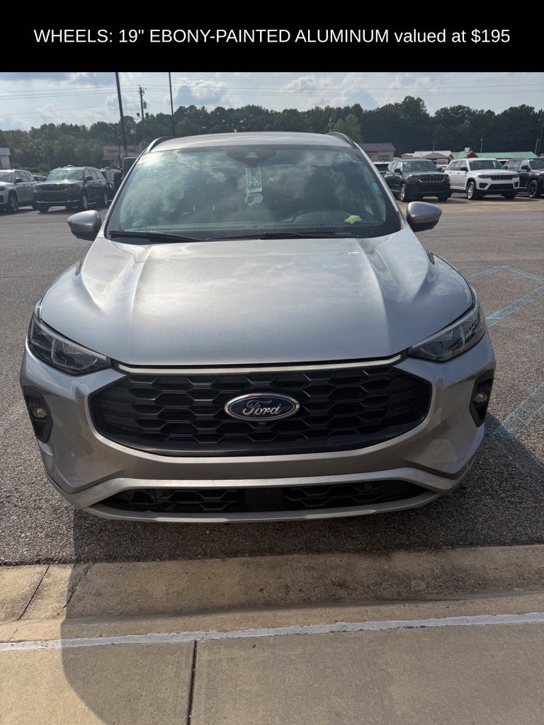 Used 2024 Ford Escape ST-Line Elite AWD/4WD image 4