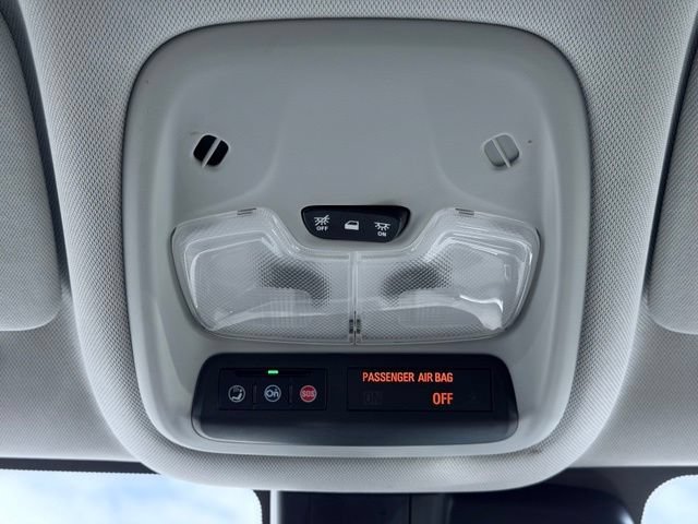 Used 2025 Chevrolet TrailBlazer LT AWD/4WD image 38